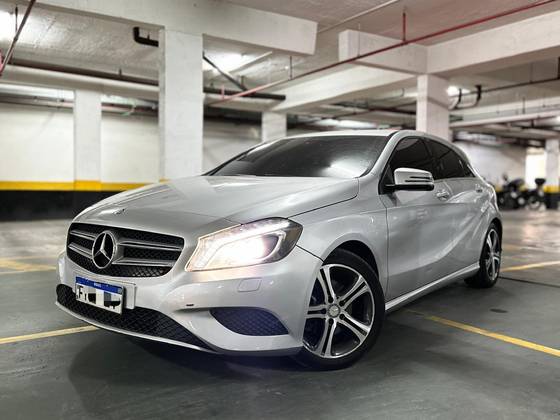 MERCEDES-BENZ CLASSE A 1.6 200 TURBO URBAN GASOLINA 4P AUTOMATIZADO